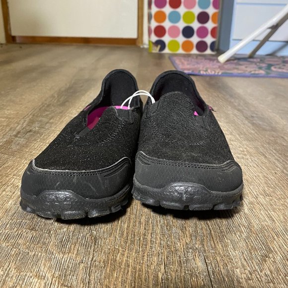 Sketchers Lightweight Slip Ons - Picture 6 of 6